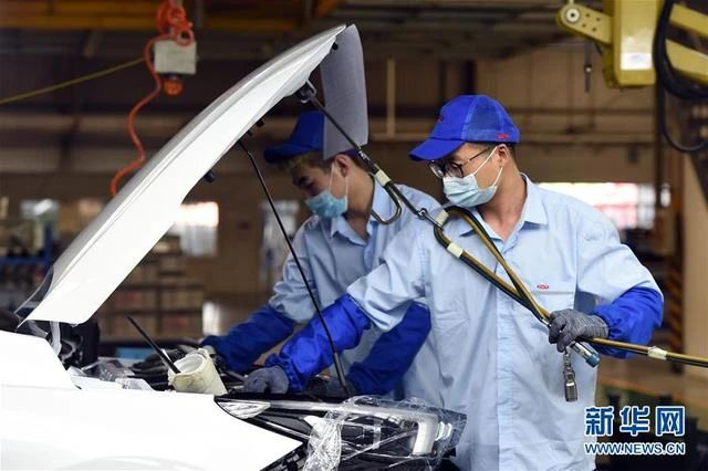 美女内射无套日韩免费播放