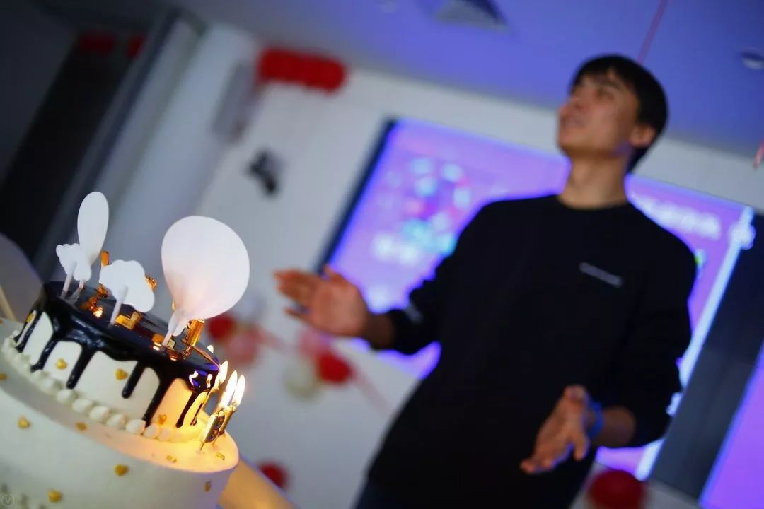 1605669546965156.jpg f8379349c46bd3bec8ada2e4878e6d94.jpg